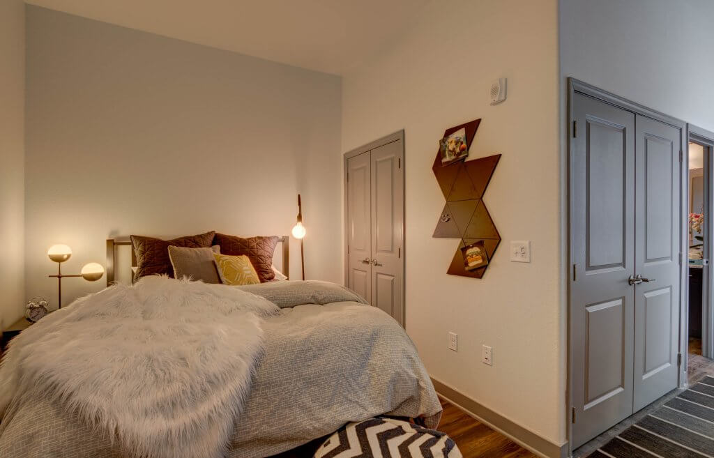 hubble 1x1 562 bedroom b