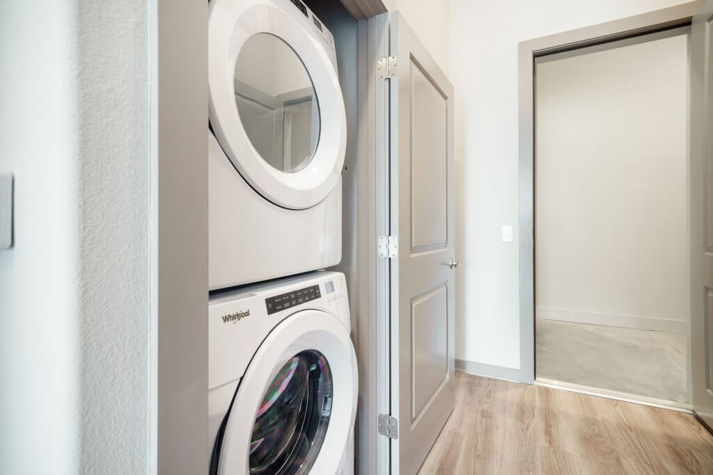 stellar smart studio 503 laundry