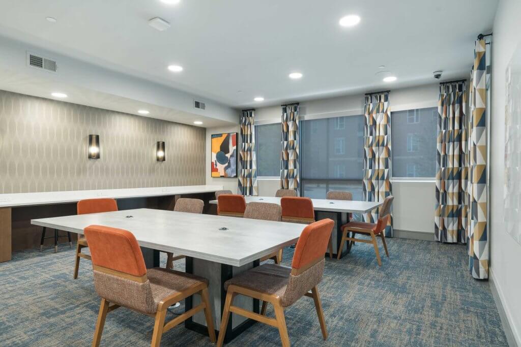 study lounge bldg13 1