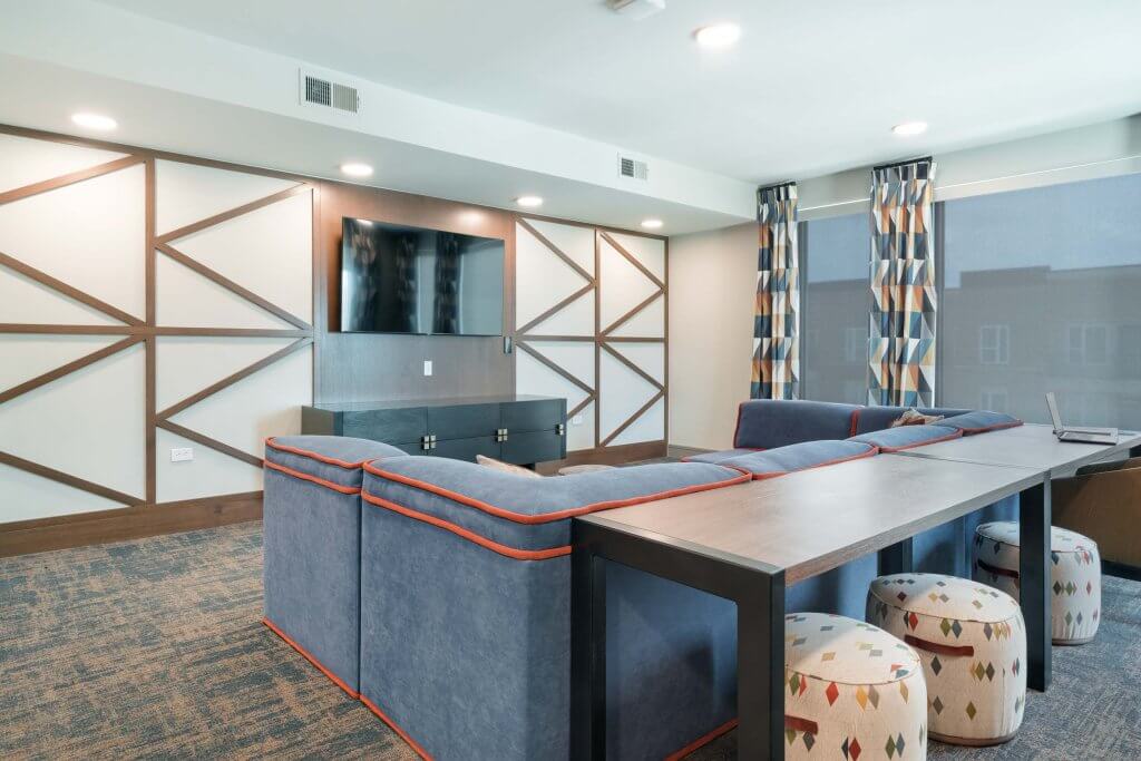 study lounge bldg 13 4 at student apartments dallas