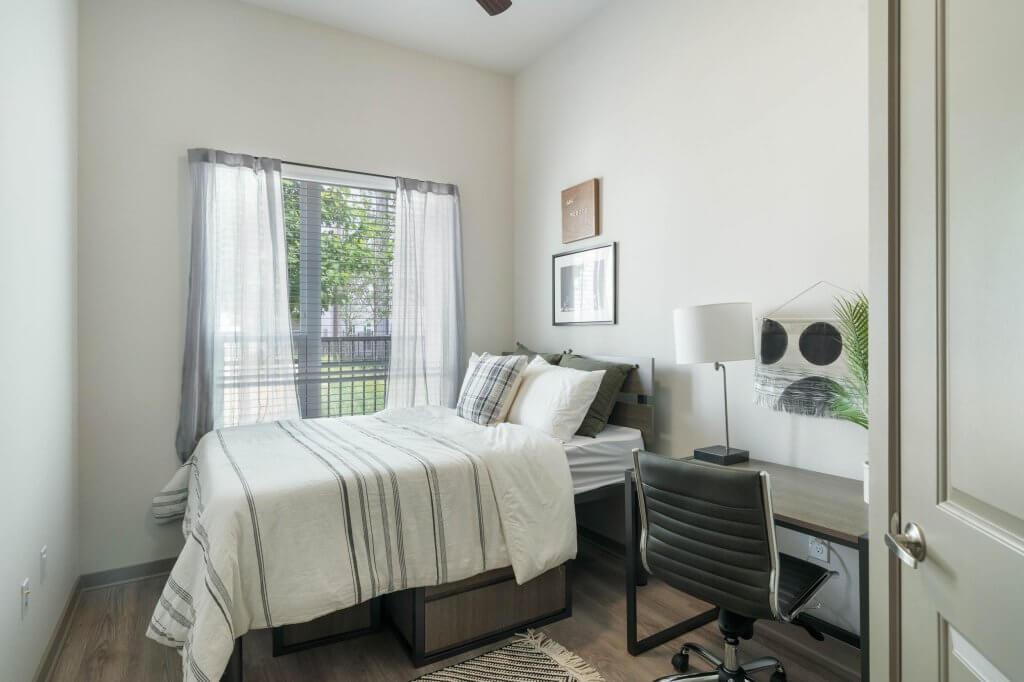 voyager smart 4x4 1345 bedroom c